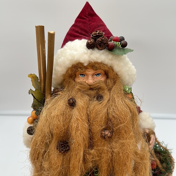Christmas Tree Table Topper Santa Old World Nature Red Velvet Cape Green Body - Picture 5 of 16